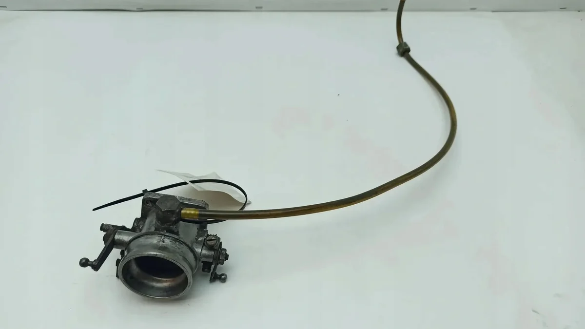 Drosselklappe Mercedes W115 2,0D 6150710406