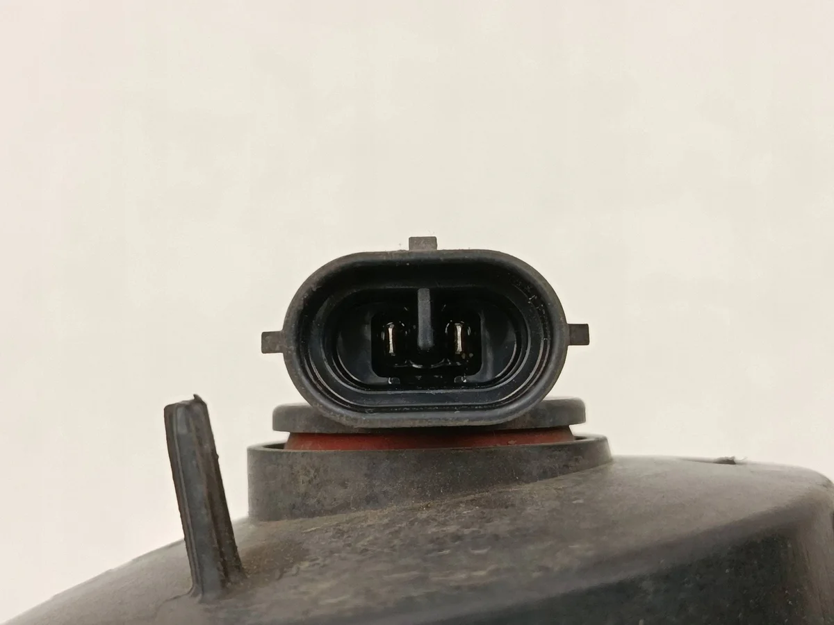 Halogenlampa BMW OE 7342115 Begagnad image 6