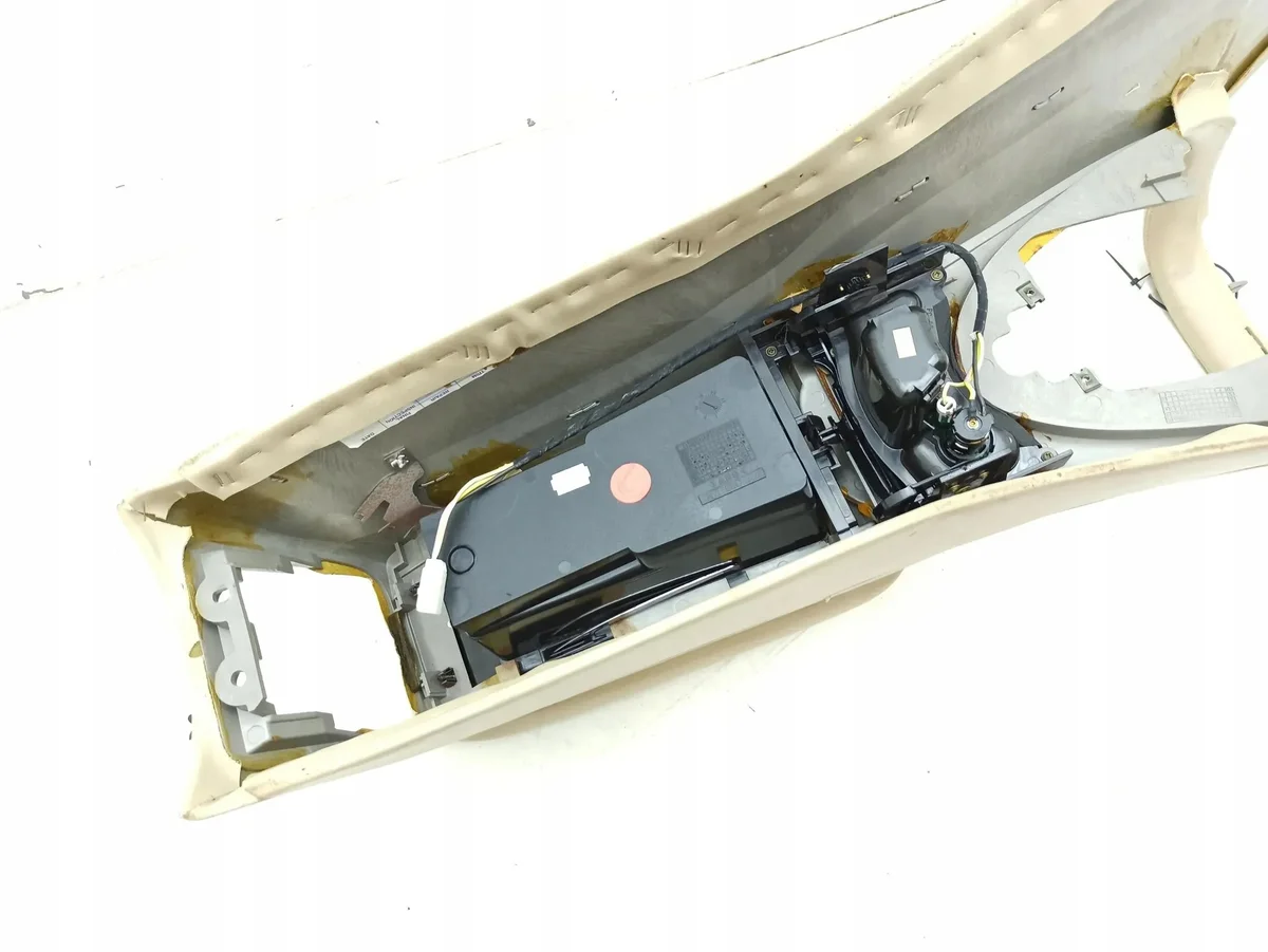 Jaguar XJ X308 2000 Console Accoudoir GNF7620 image 9