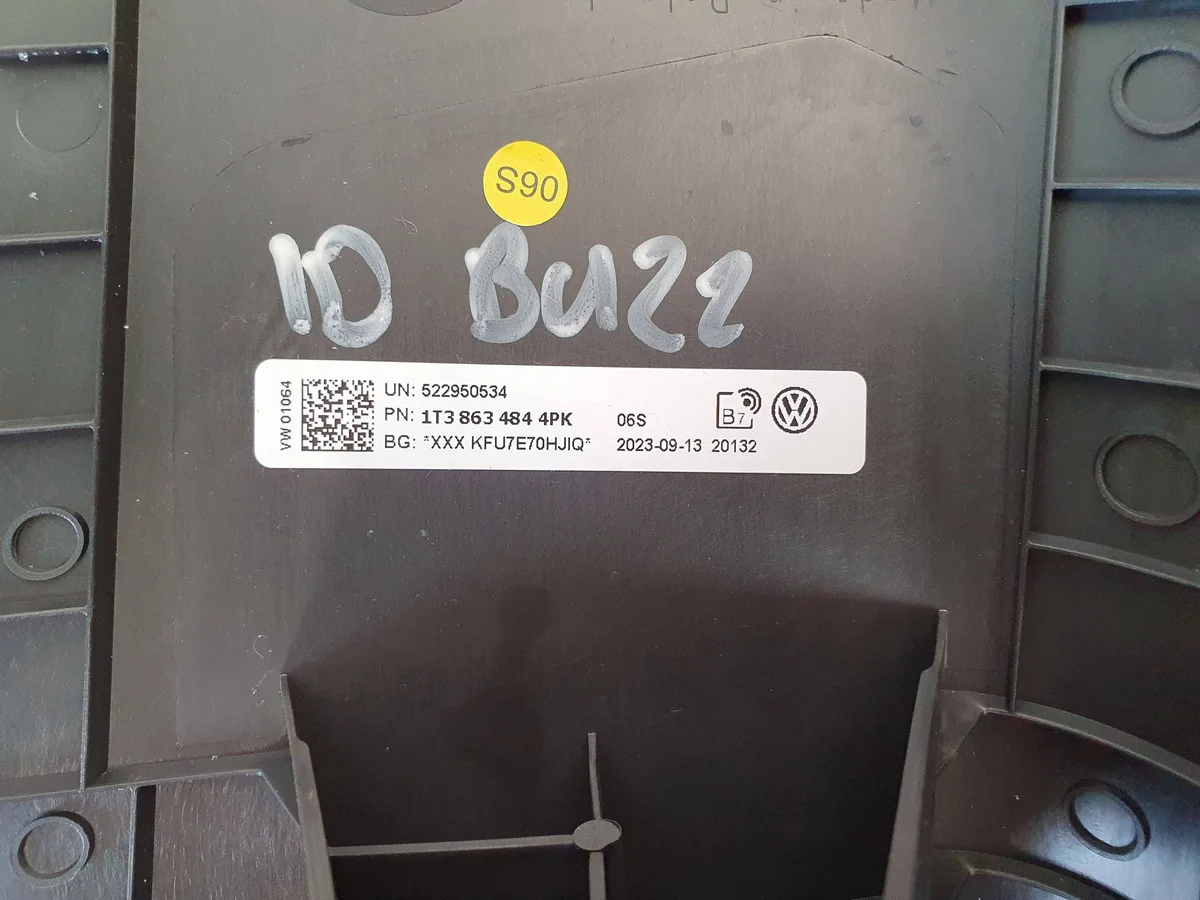 Stolpskydd höger/vänster VW ID. Buzz 1T38634844PK image 5