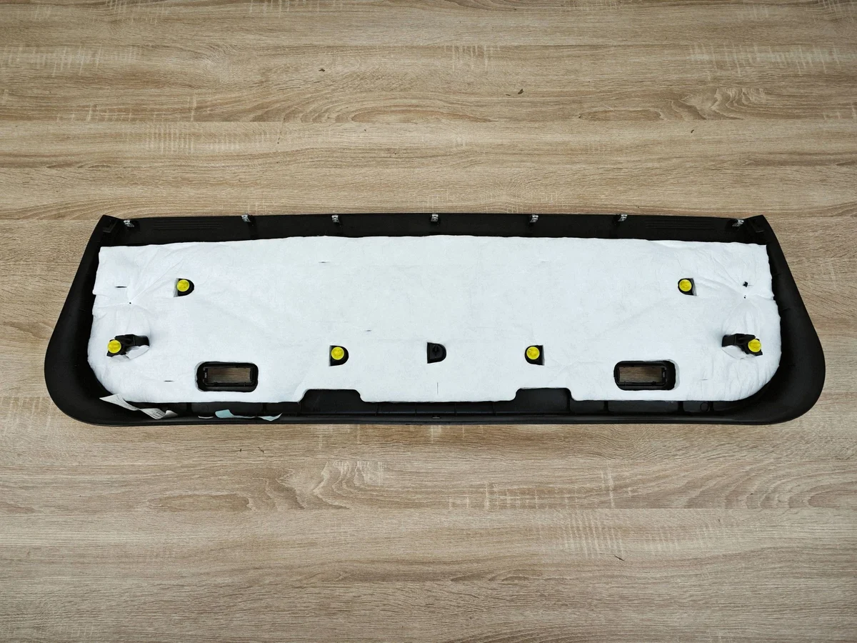 BMW X6 G06 LCI F96 Kofferraumklappenverkleidung image 5