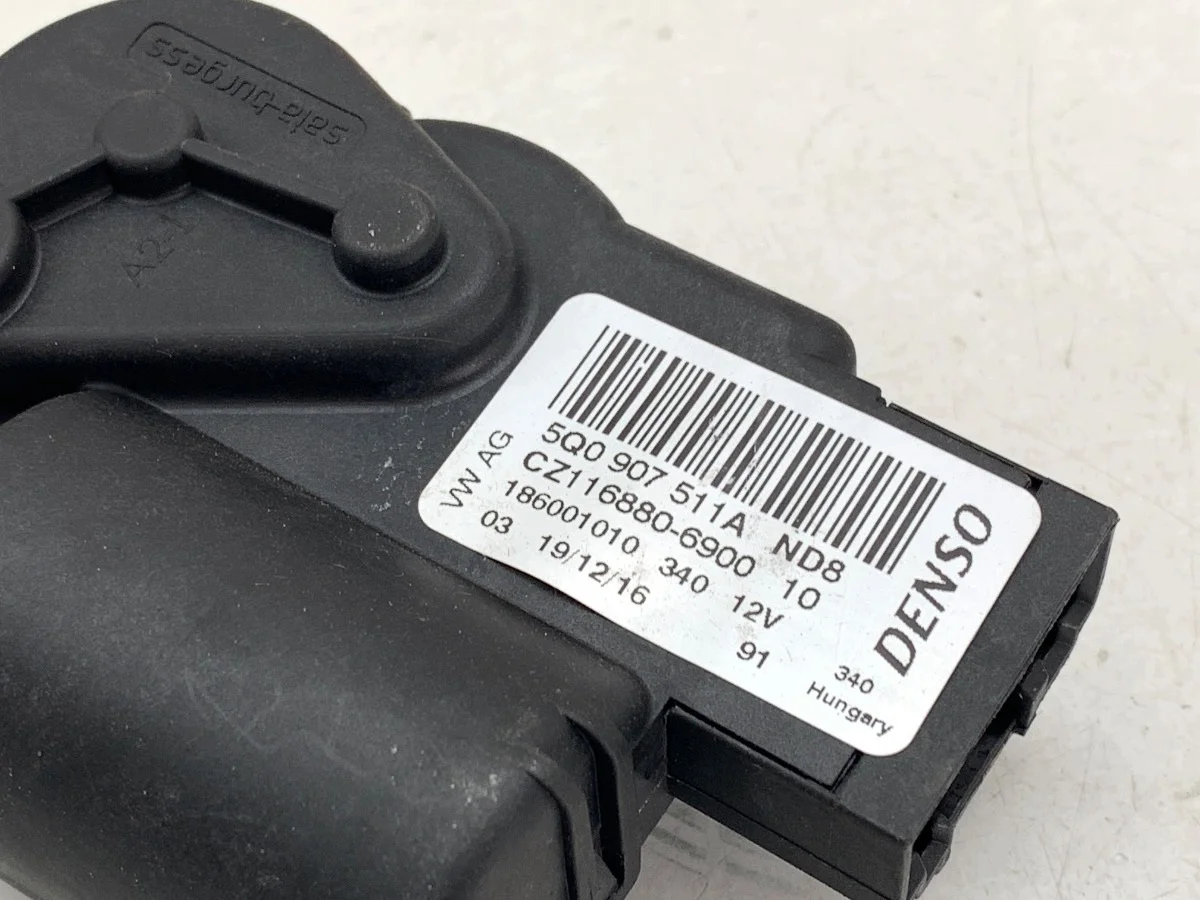 Gebläsemotor Skoda Octavia III 5Q0907511A image 3