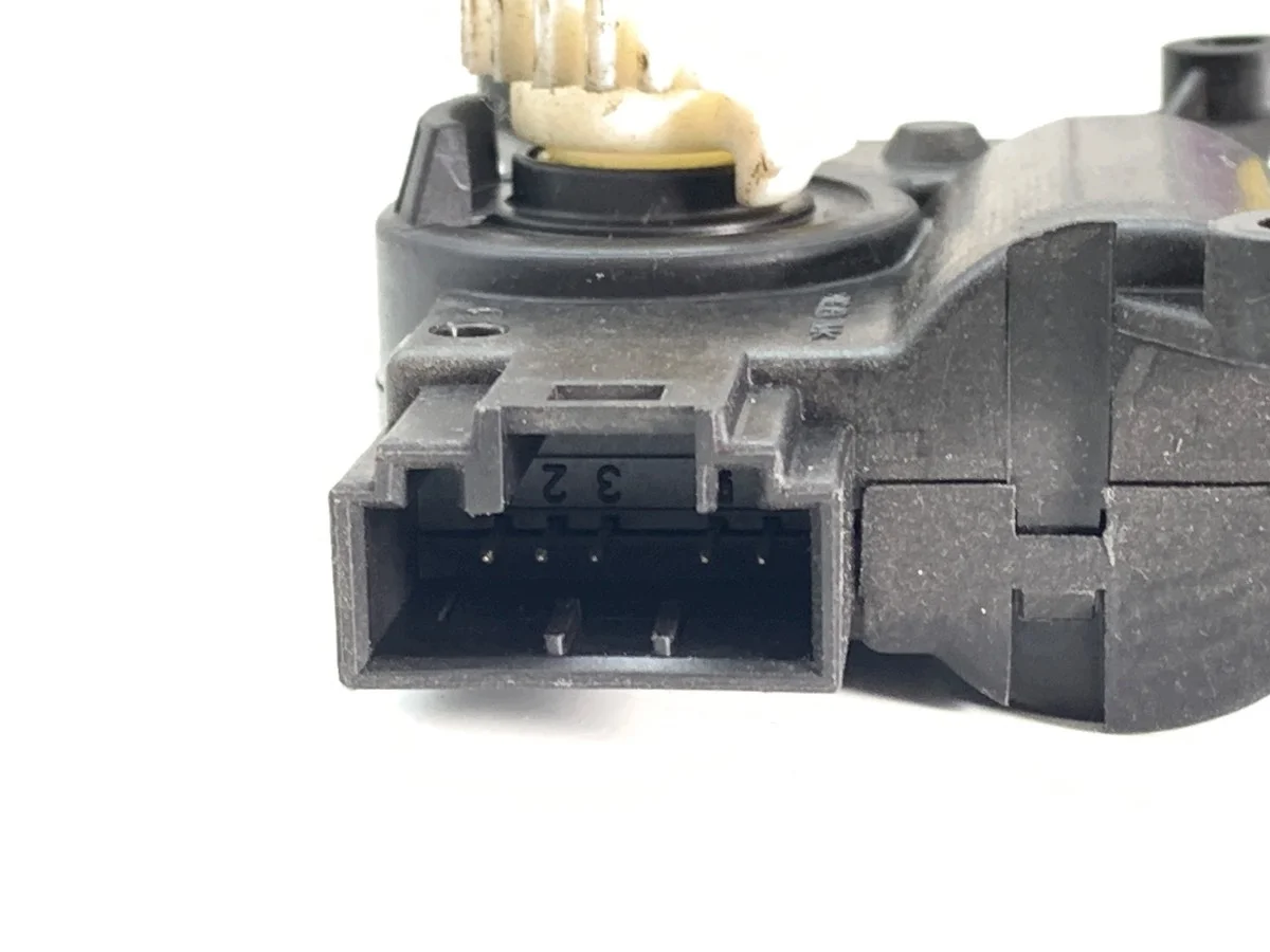 Gebläsemotor Skoda Octavia III 5Q0907511K image 3