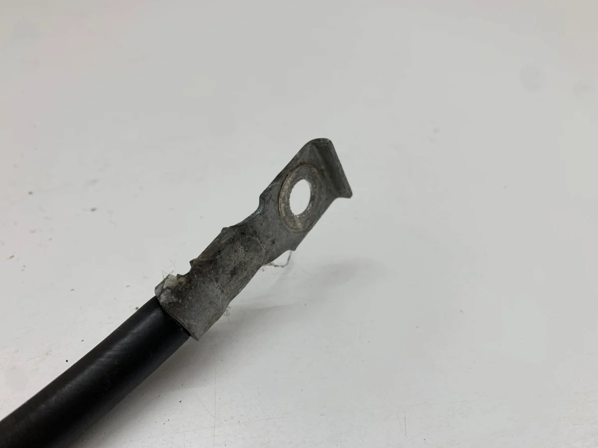 Klemme Minus BMW F10 9302358 Batterie Kabel image 3