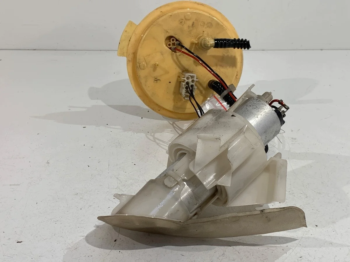 Pompa Carburante BMW F10 3.0 258KM Usata