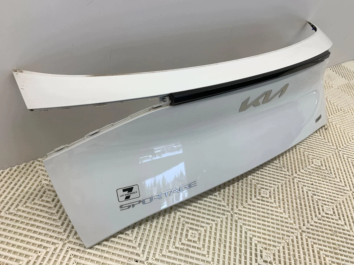 Kia Sportage V Tailgate Trim Used OEM