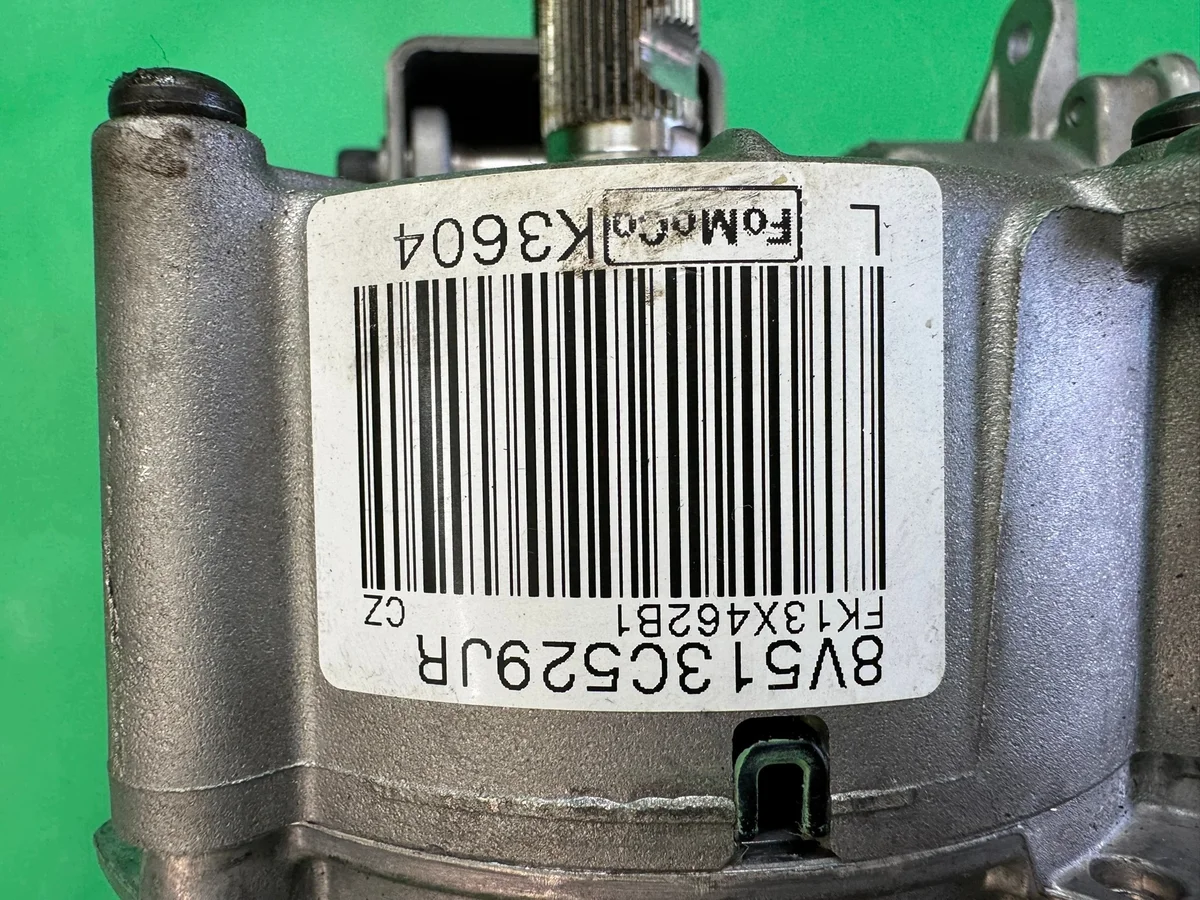 Bomba Direção Elétrica Ford Fiesta MK7 Usada