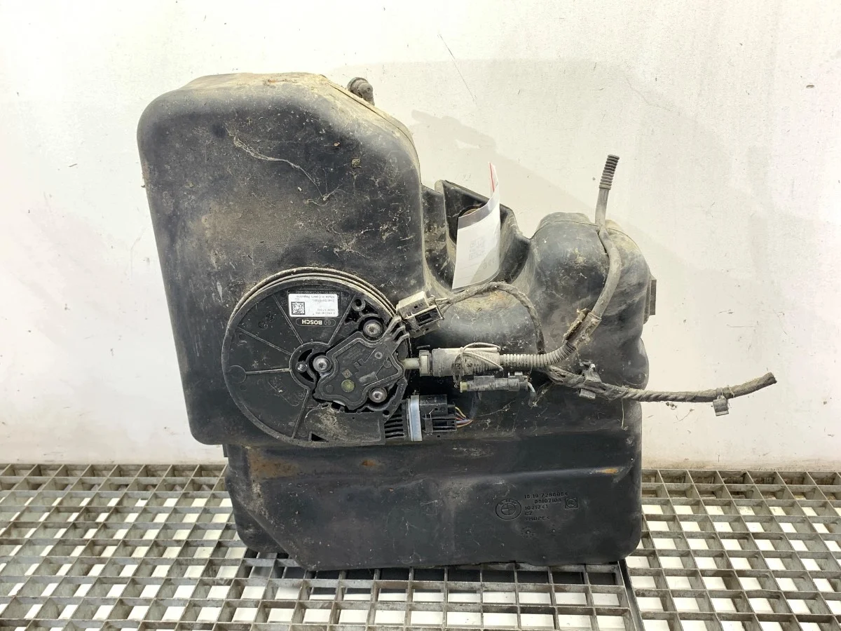 SCR Tank BMW F10 3.0 258KM 09-16 Gebraucht image 5