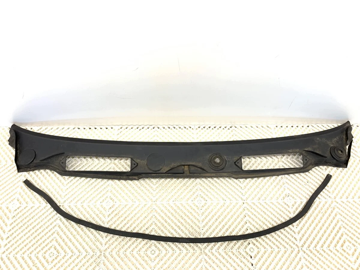 BMW E87 vindavvisare 6925015 (Hatchback 03-13)