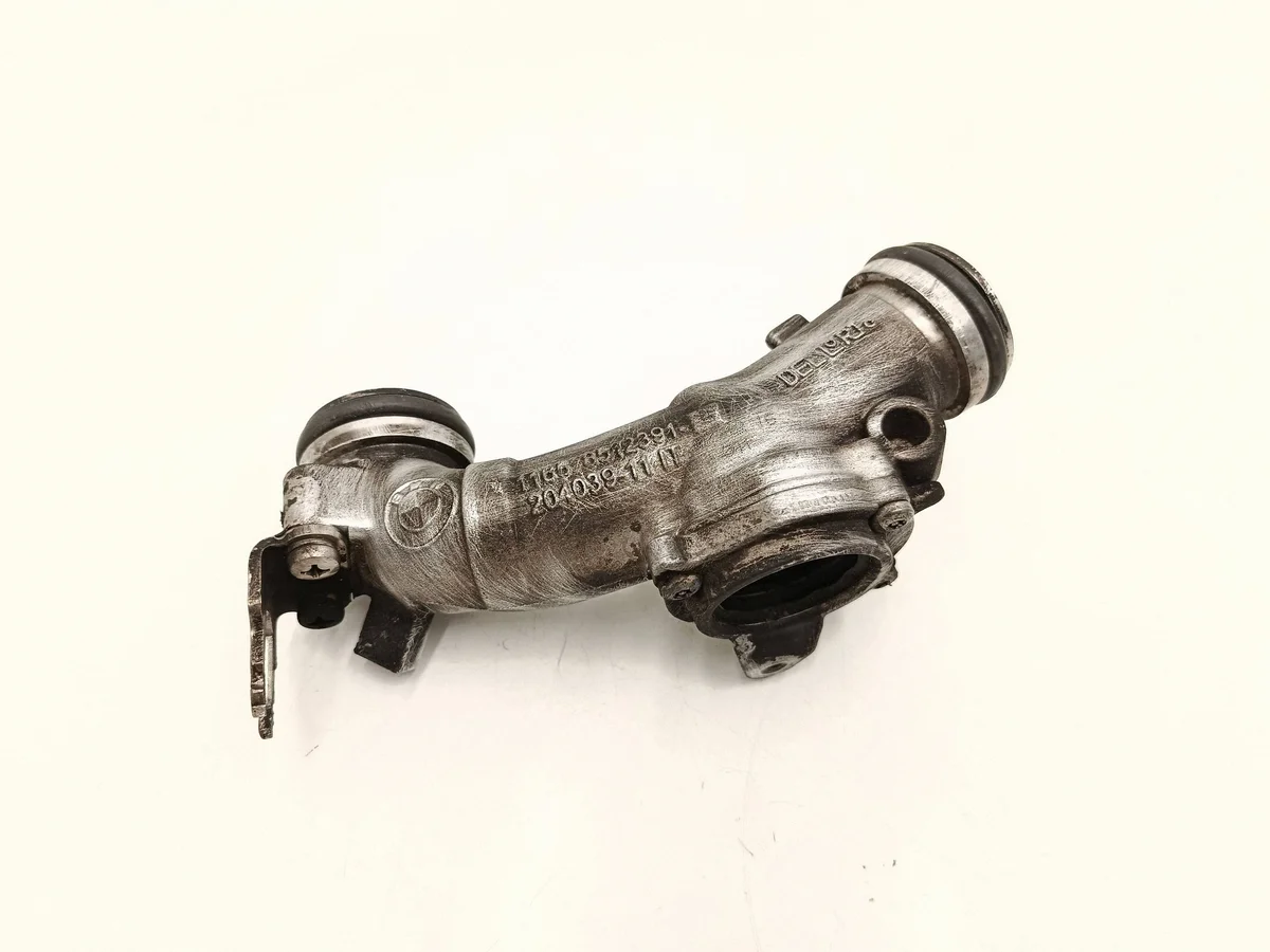 Pièce compartiment moteur BMW 5 F10 F11