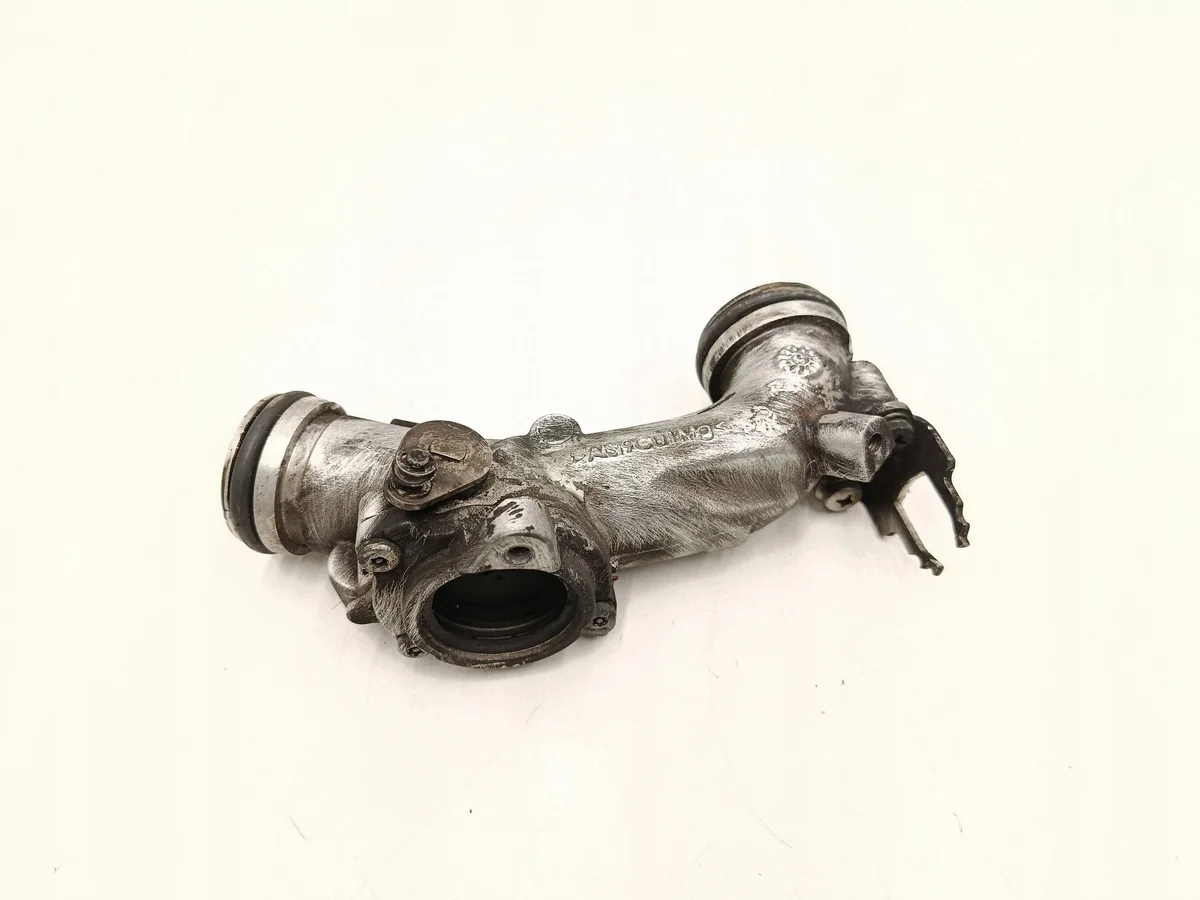 BMW 5 F10 F11 Motorteil vorne 8512391 image 3