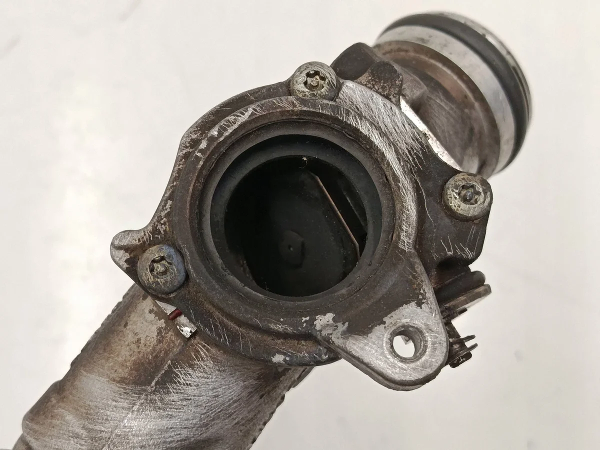 BMW 5 F10 F11 Motorteil vorne 8512391 image 7