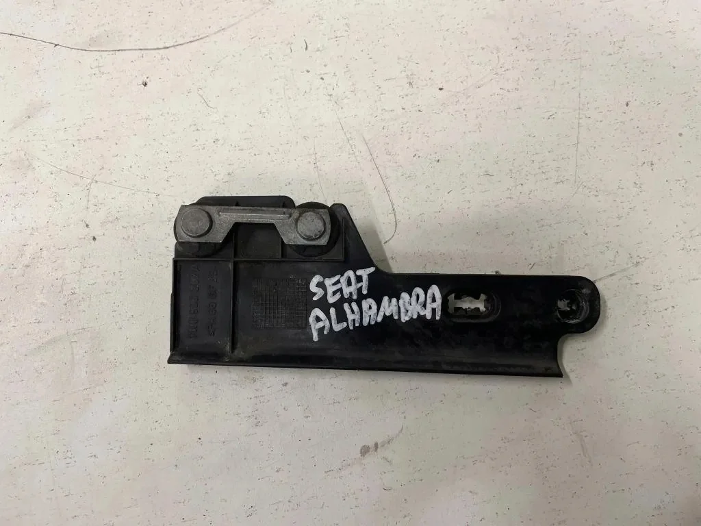 Pièce compartiment moteur SEAT ALHAMBRA 7N0906287A