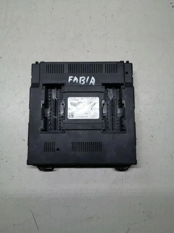 Módulo Conforto Skoda Fabia II 6R7937087F