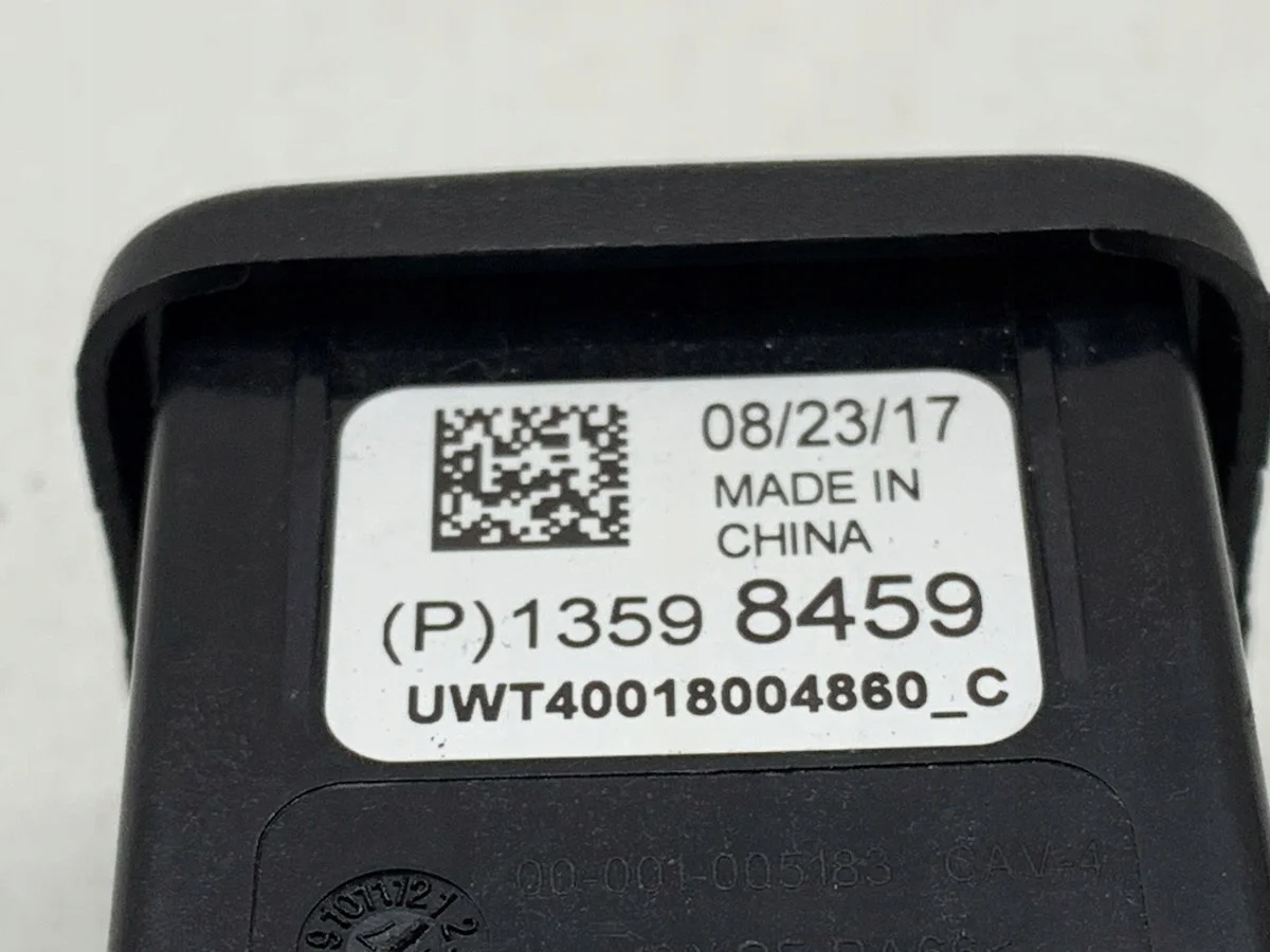 Conector USB Opel Insignia B Usado image 4