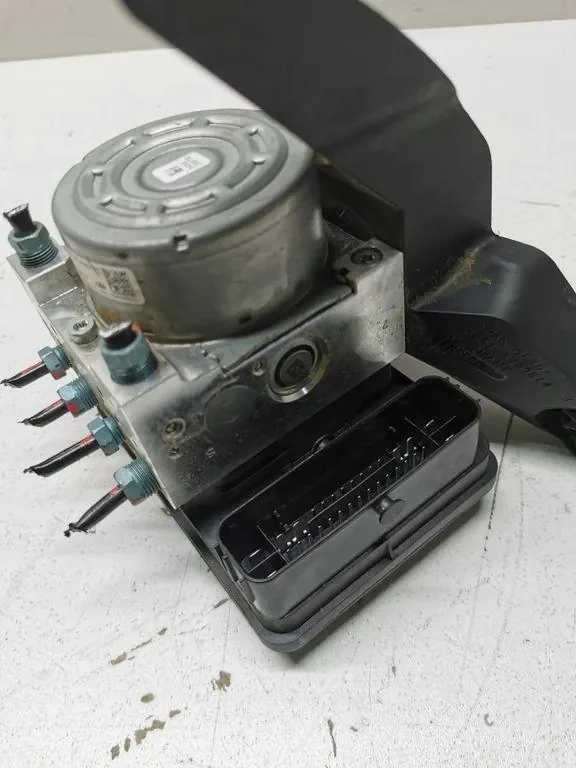 ABS-pump BMW X1 F48 2.0D 2018 image 5