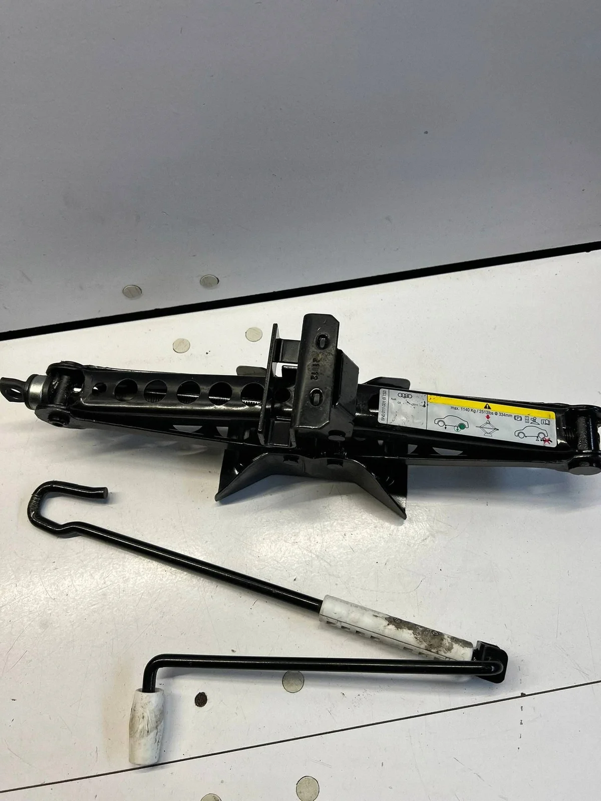 Domkraft Audi Q3 8U 5N0 011 031