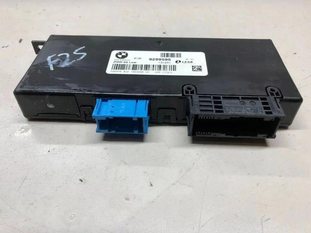 BMW X3 F25 mukavuusmoduuli 9299595