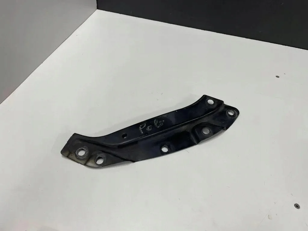 Suporte Farol Direito VW CrossPolo 5 6R0805932C