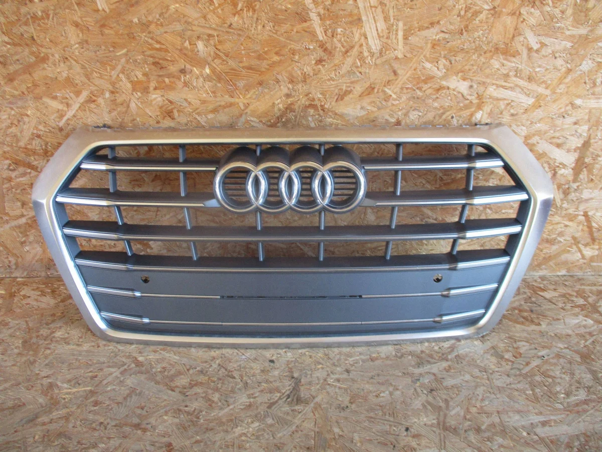 Audi Q5 Kühlergrill 80A 80a853651c gebraucht