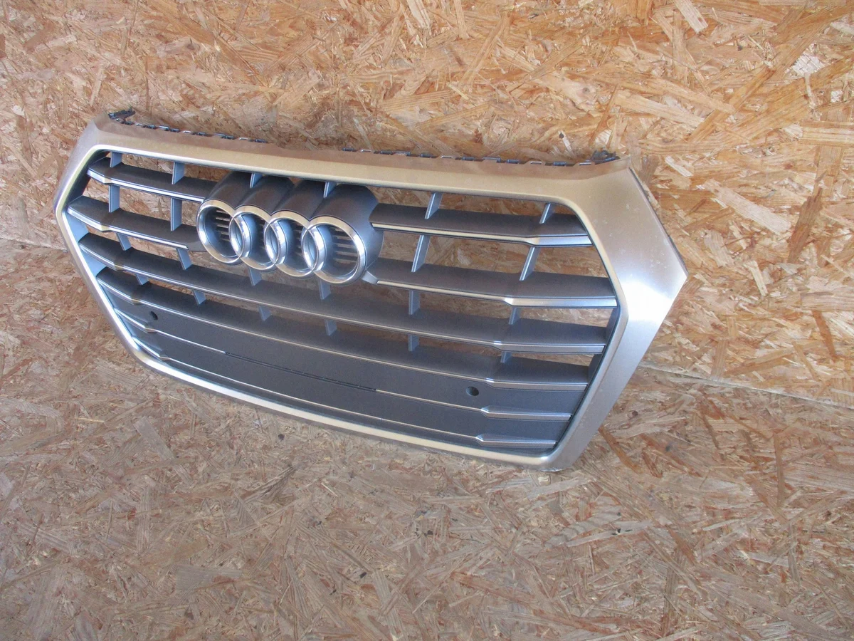 Audi Q5 grill 80A, begagnad image 3