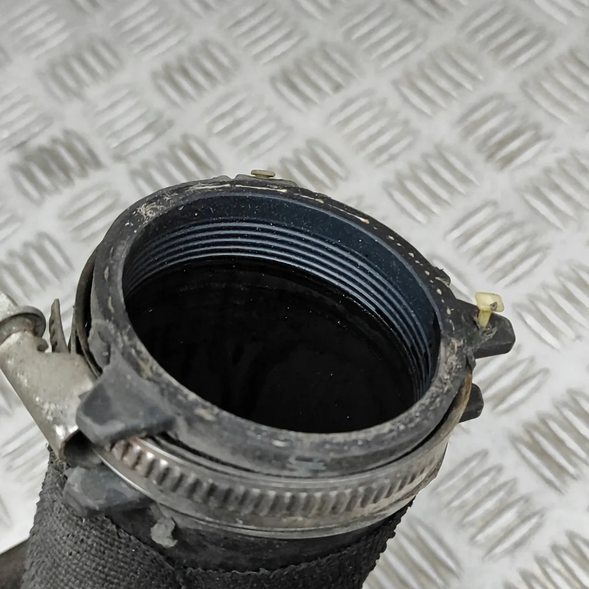 Intercoolerrör Audi A7 Sportback 4G0145737AF image 6