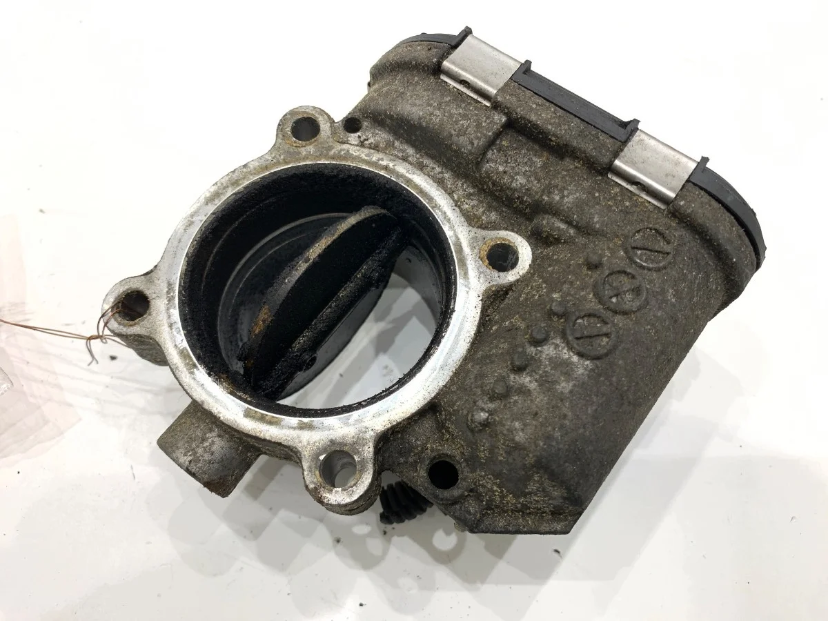 Drosselklappe Volvo XC60 8692720 gebraucht image 3