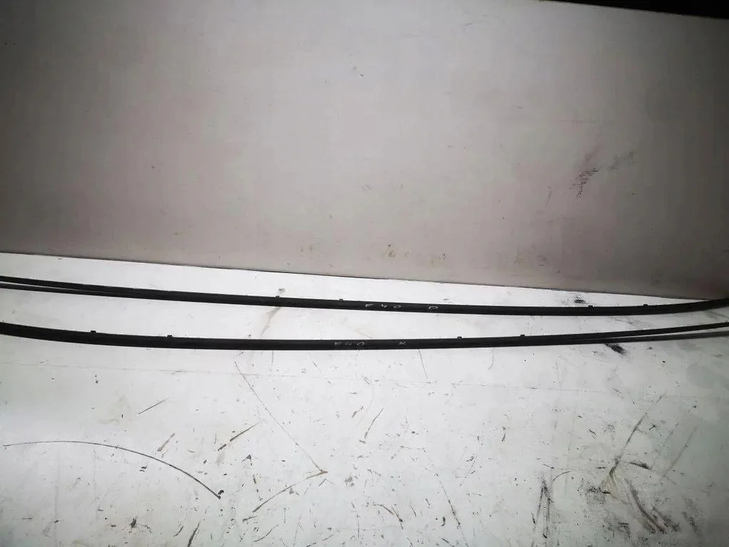 Gouttière de toit gauche BMW F40 7461830