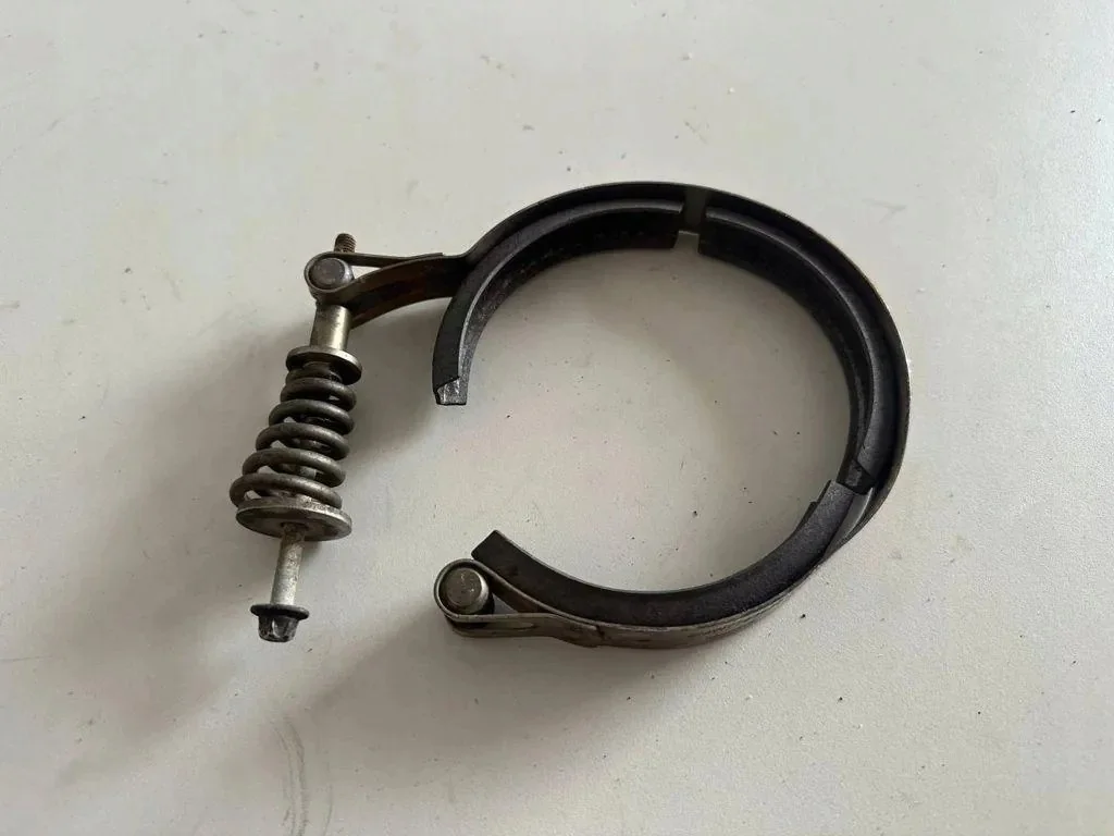 Collier échappement BMW X5 E70 18207793677