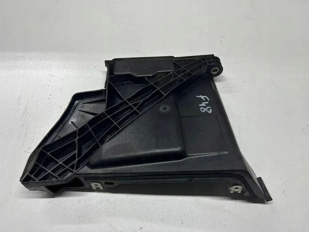 BMW X1 F48 Battery Cover Used 15677210