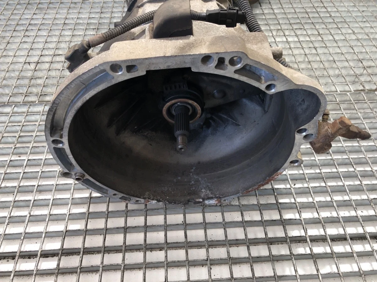 Getriebe Untersetzungsgetriebe Kia Sorento 2.5 170PS image 9