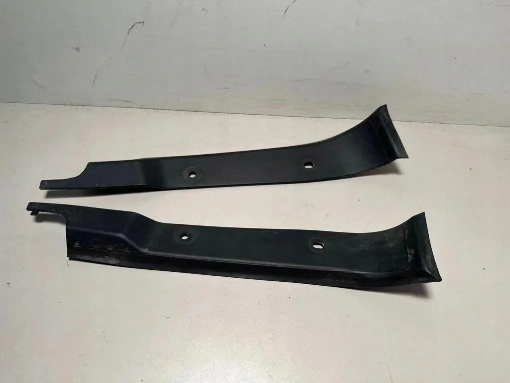 Moldura Bajo Faro Trasero BMW Serie 1 F20 F21