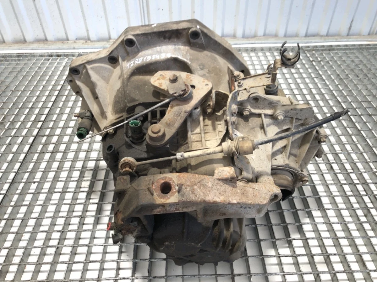 Caja de cambios Renault Master II 8200065323 image 5