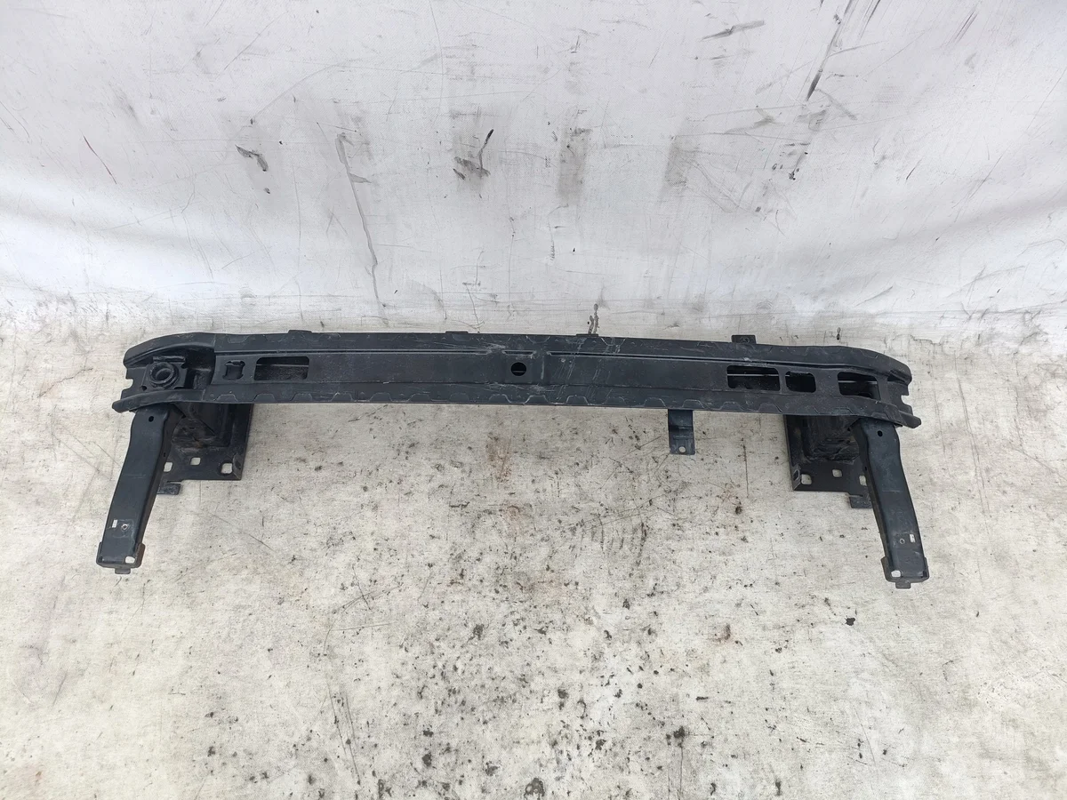 VW Passat B8 3G0 LIFT Traverse de pare-chocs