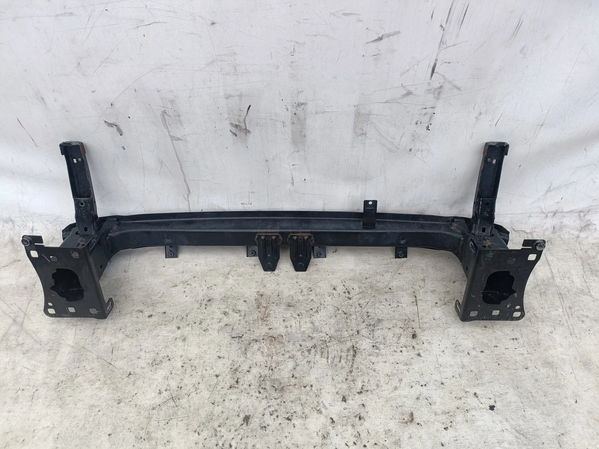 VW Passat B8 3G0 Puskurin palkki 3G0807611A