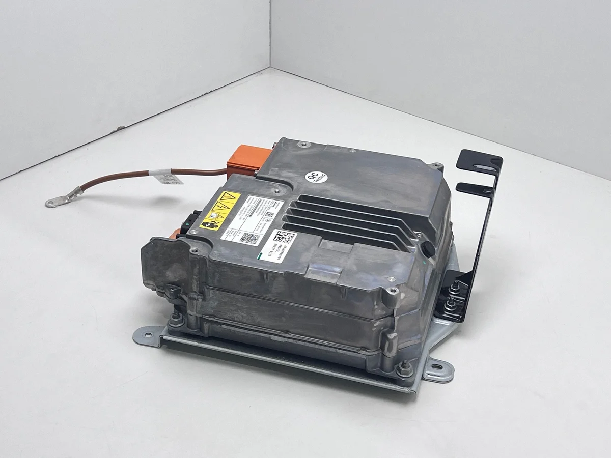 Mercedes EQA 2025 Inverter A0009015211