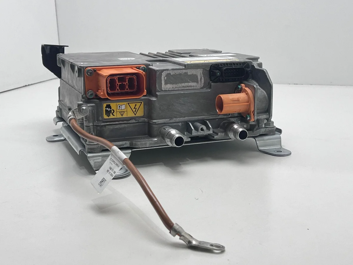 Inversor Mercedes-Benz EQA 2025 A0009015211 image 4