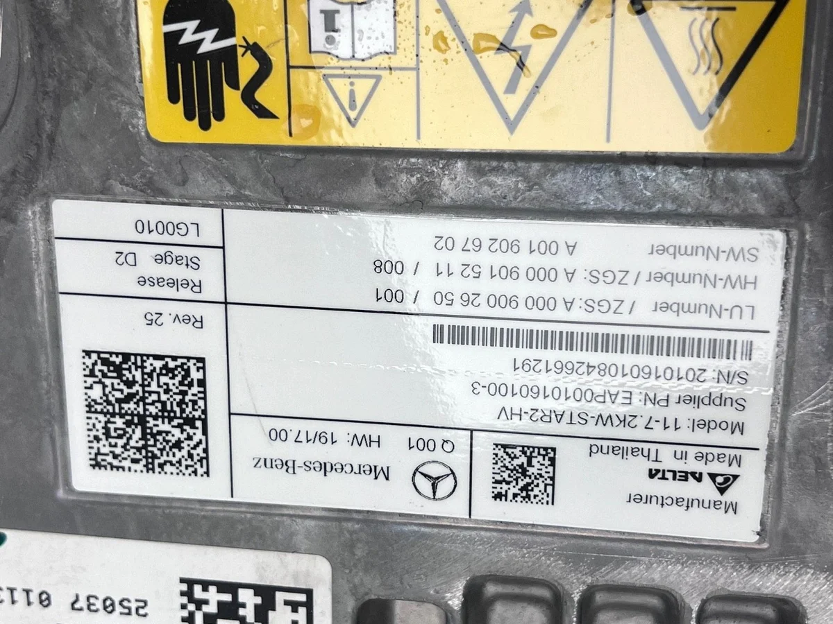 Inversor Mercedes-Benz EQA 2025 A0009015211 image 10
