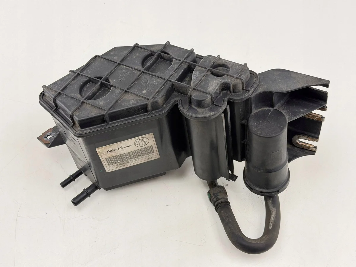 Alfa Romeo Stelvio Carbon Filter 00505322360
