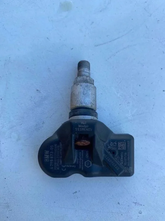 BMW X1 F48 F15 TPMS Sensor 36106881890