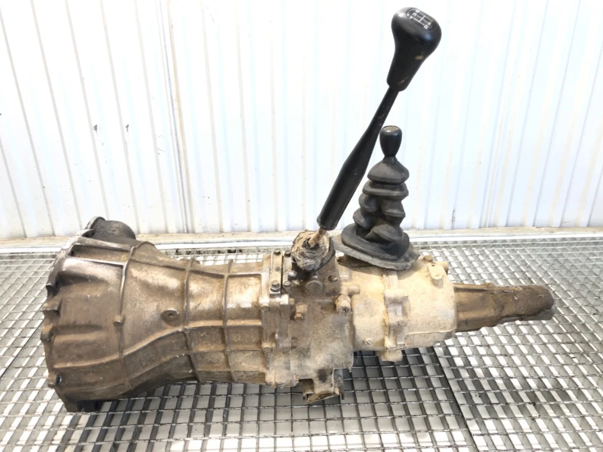 Caixa de Câmbio Isuzu Trooper 2.6 Usada image 6