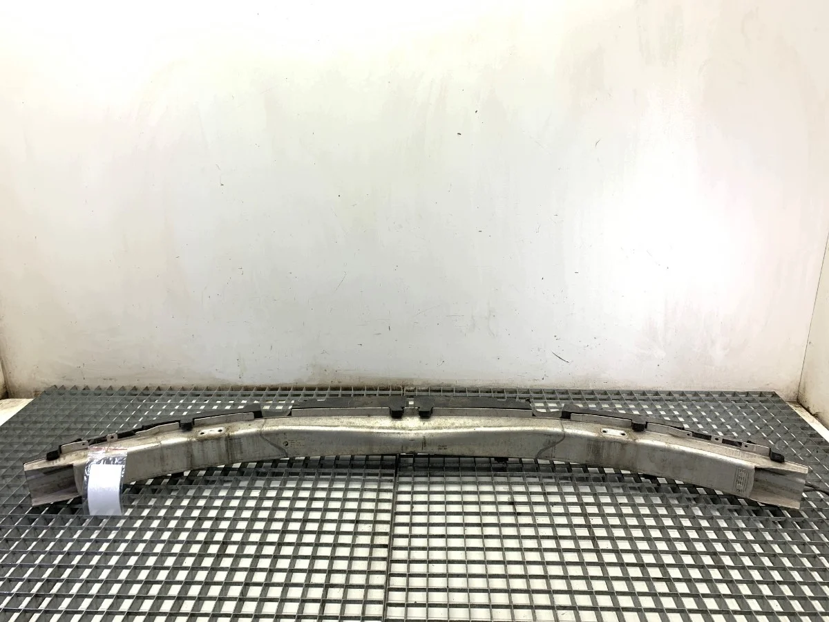 Traverse de pare-chocs BMW E60 03-10 OEM