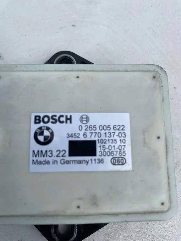 BMW E60 E61 ESP Acceleration Sensor 6779913 image 4