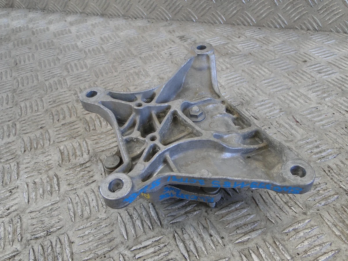 Supporto motore Audi A5 8W6 automatico image 4