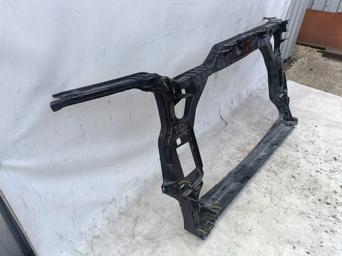 Refuerzo delantero Audi A4 B8 A5 8F0805594