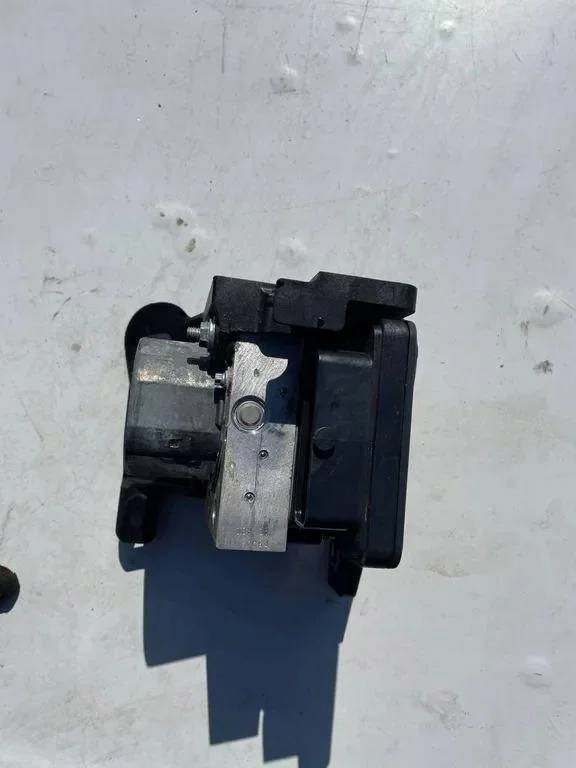 ABS Hydraulische Module Opel Corsa E 39049600 image 6