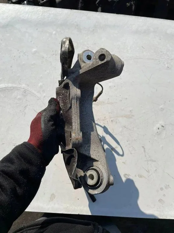 Cubo Roda Traseira BMW 6 G32 GT 6867270 image 3
