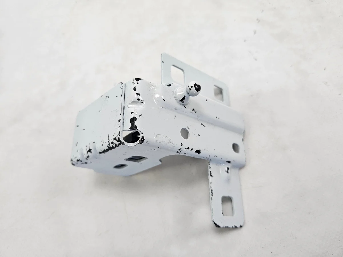 Support vérin capot RENAULT TRAFIC IV 625M80297R