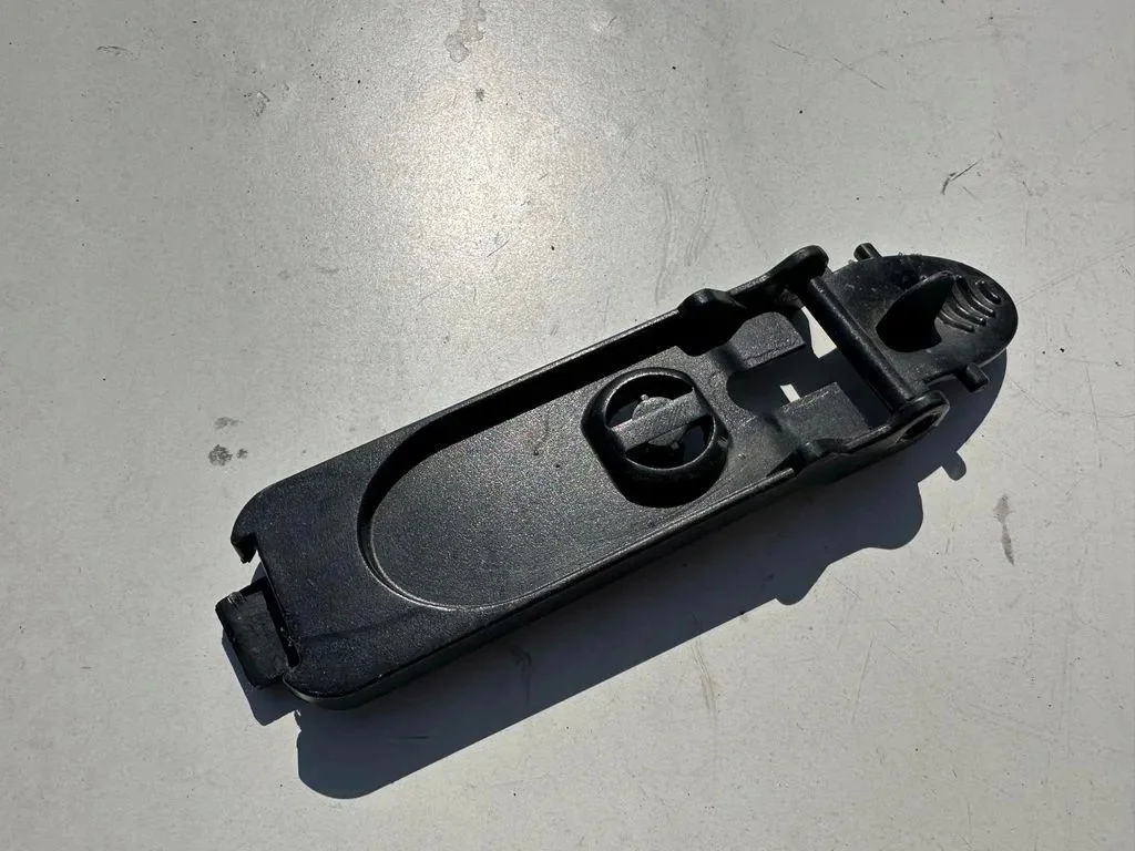 BMW E92 M3 Kofferdeksel Blokkeren 6974640
