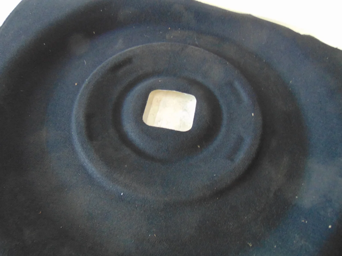 Opel Astra VI tavaratilan matto image 3